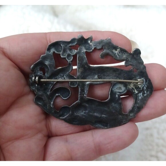 Vintage Nouveau Two Deer Pair Scrolling Foliage Signed Sterling Silver Brooch - Picture 4 of 7